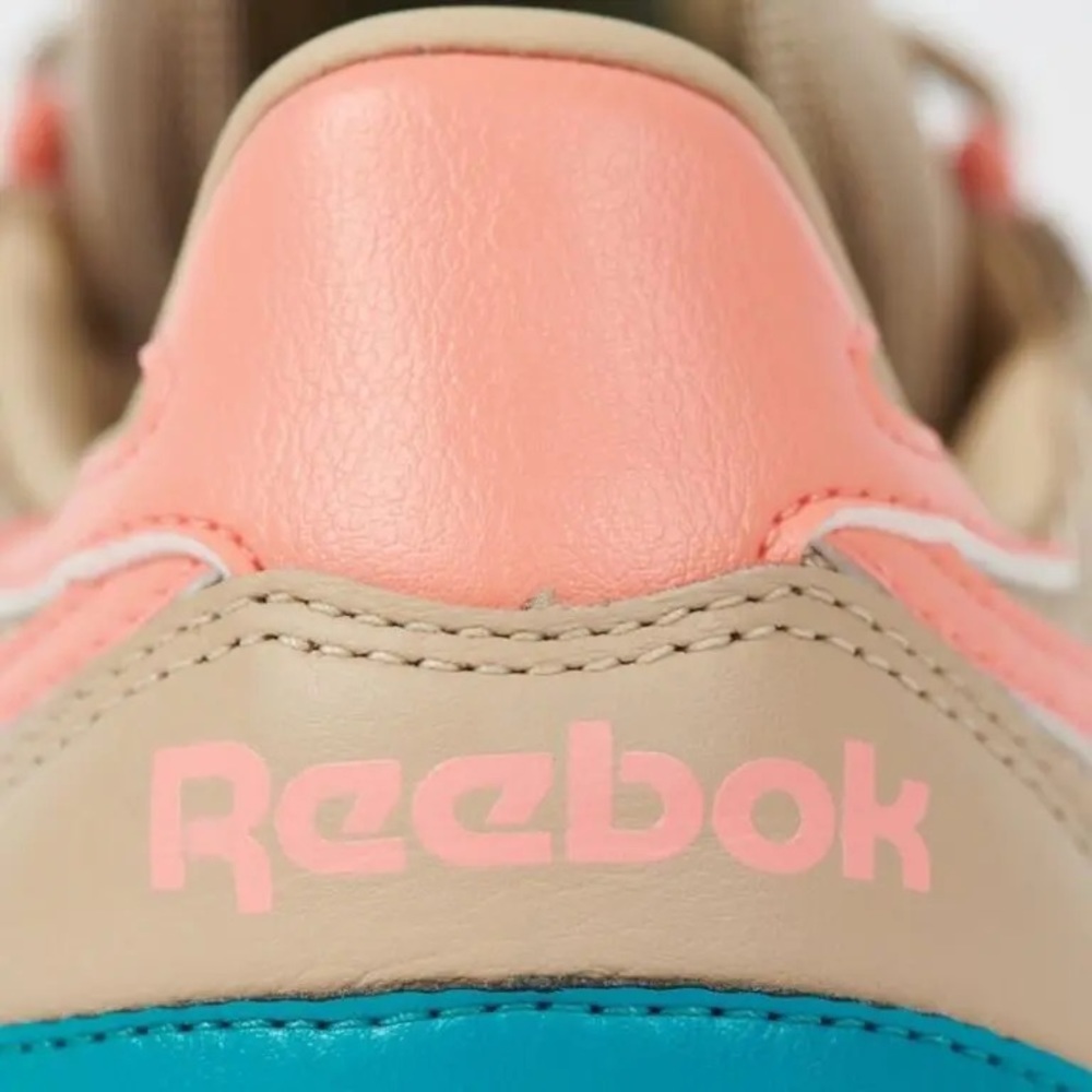 Palace x Reebok Victory G SAND - Picture 6 of 6